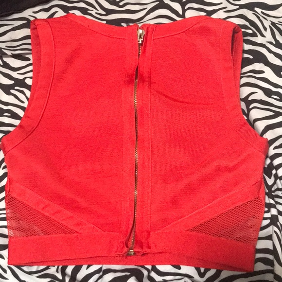 Red shirt - Picture 2 of 2